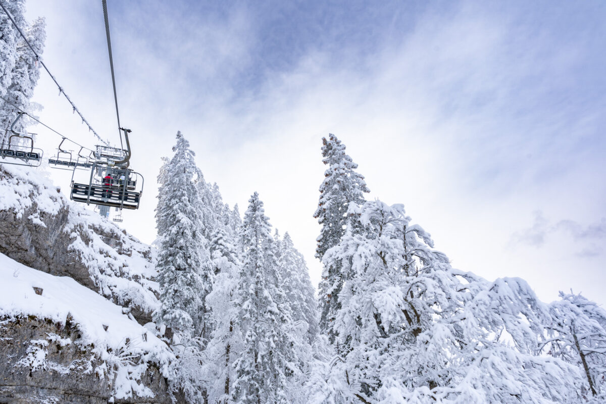 Pistes de ski sur le domaine franco-suisse